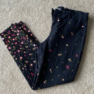 Old Navy Pixie Ankle Pants